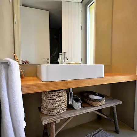Villa Moledo Villa Sleeps 4 With Pool And Wifi *